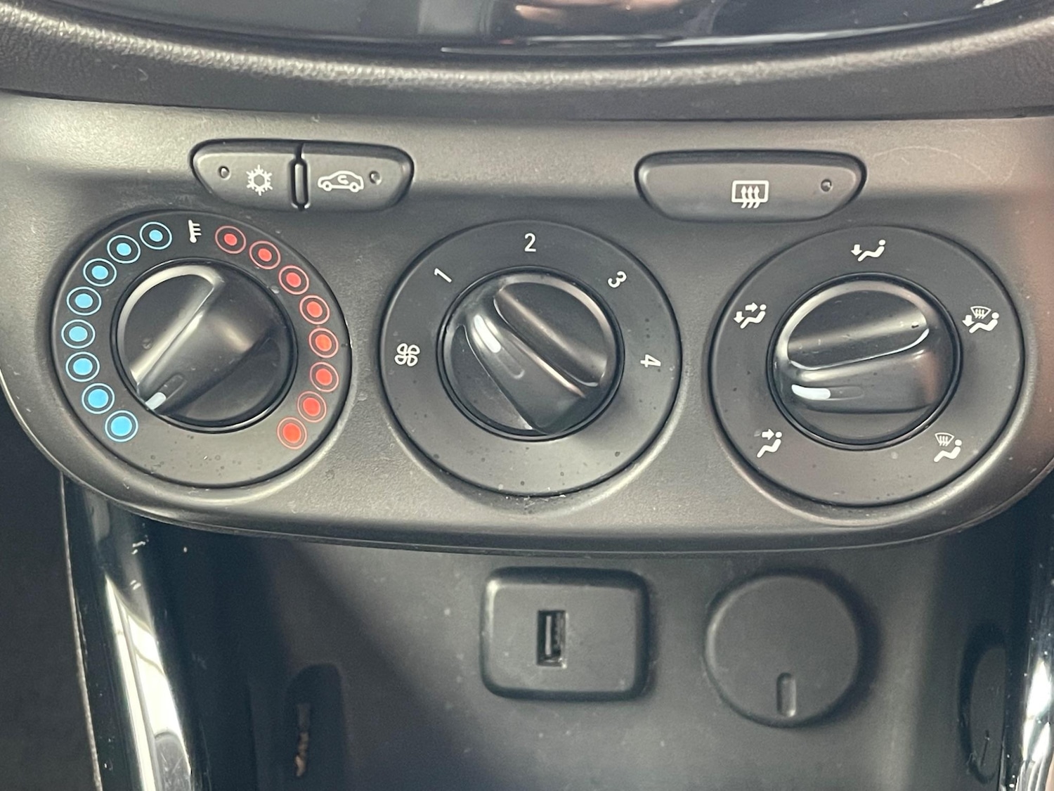 Used Vauxhall ADAM 2019 for sale - 78171230: Photo 22