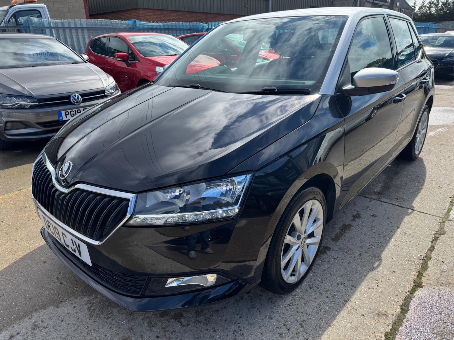 Used Skoda Fabia 2019 for sale - 76987782: Photo 3