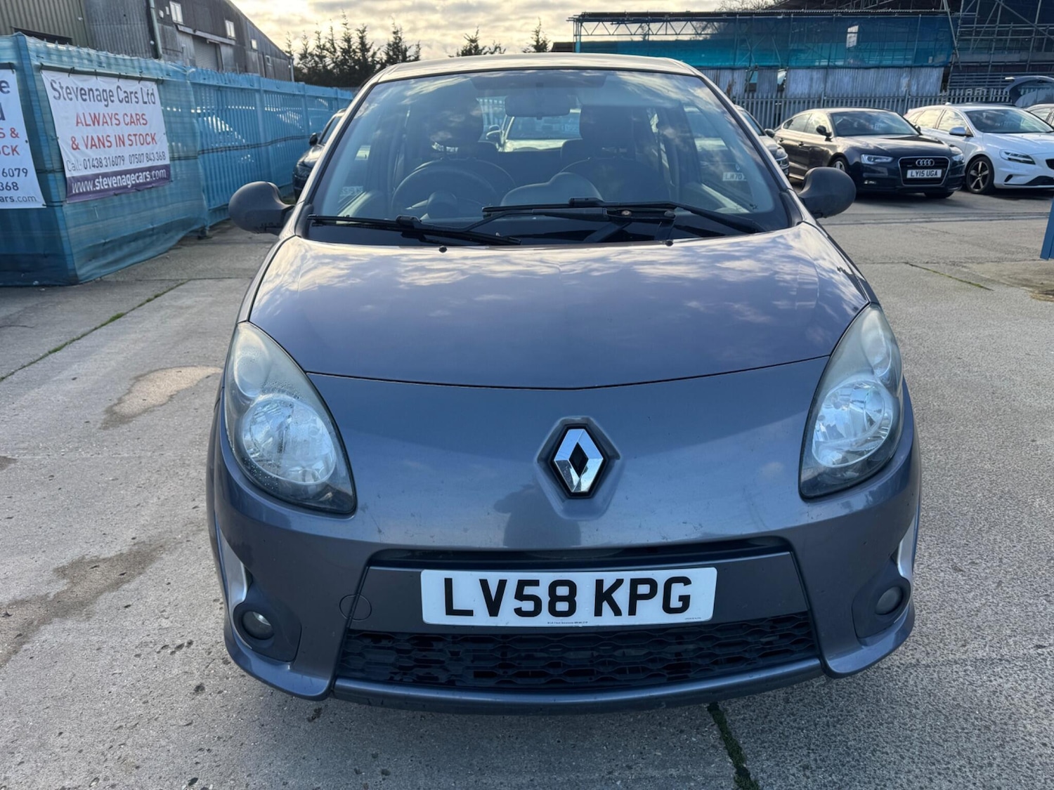 Used Renault Twingo 2008 for sale - 76989950: Photo 2