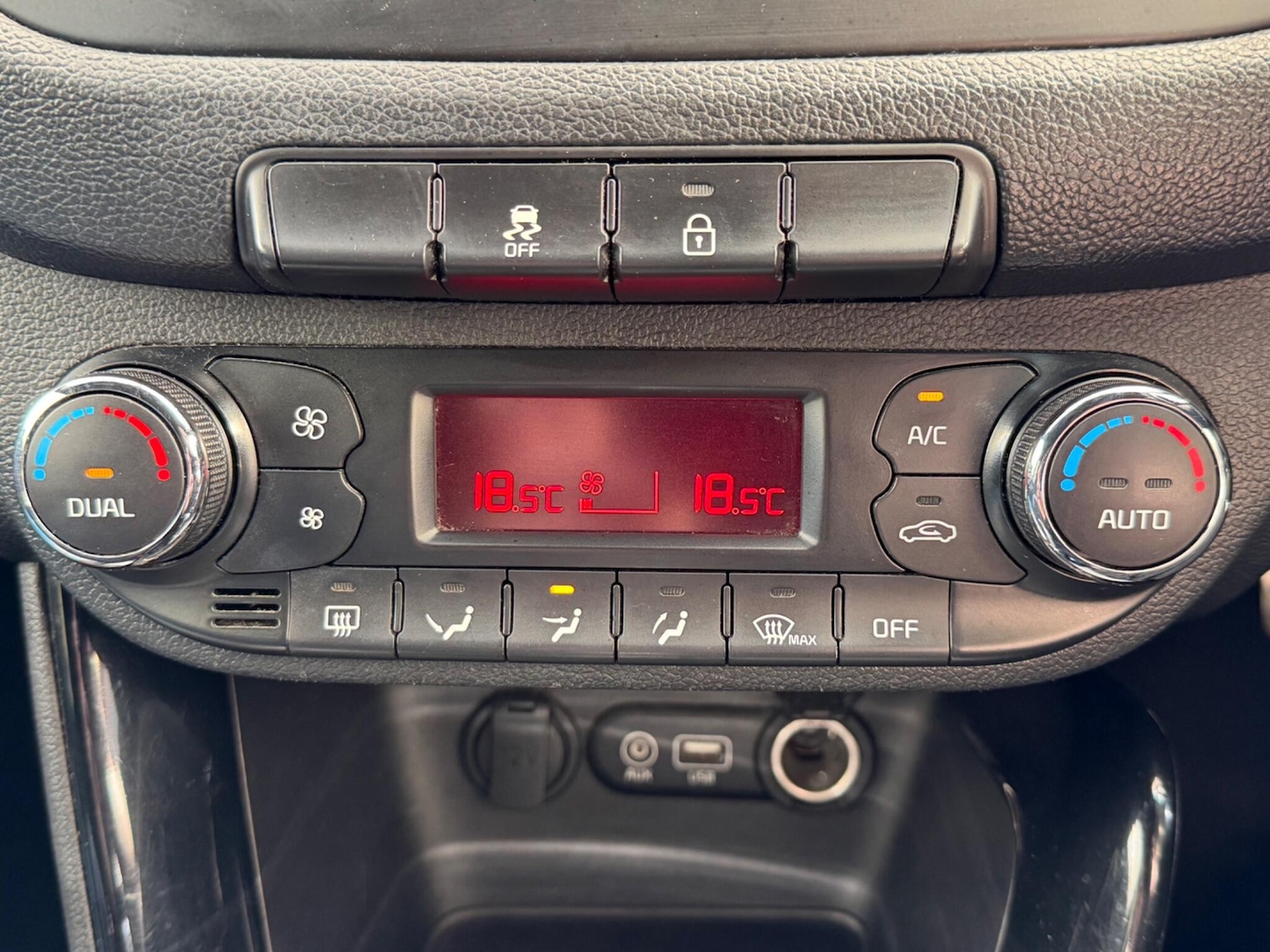 Used Kia Ceed 2018 for sale - 77977798: Photo 24