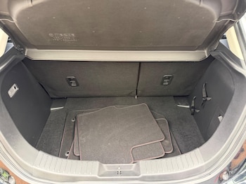 Used Mazda Mazda2 2017 for sale - 77320977: Photo