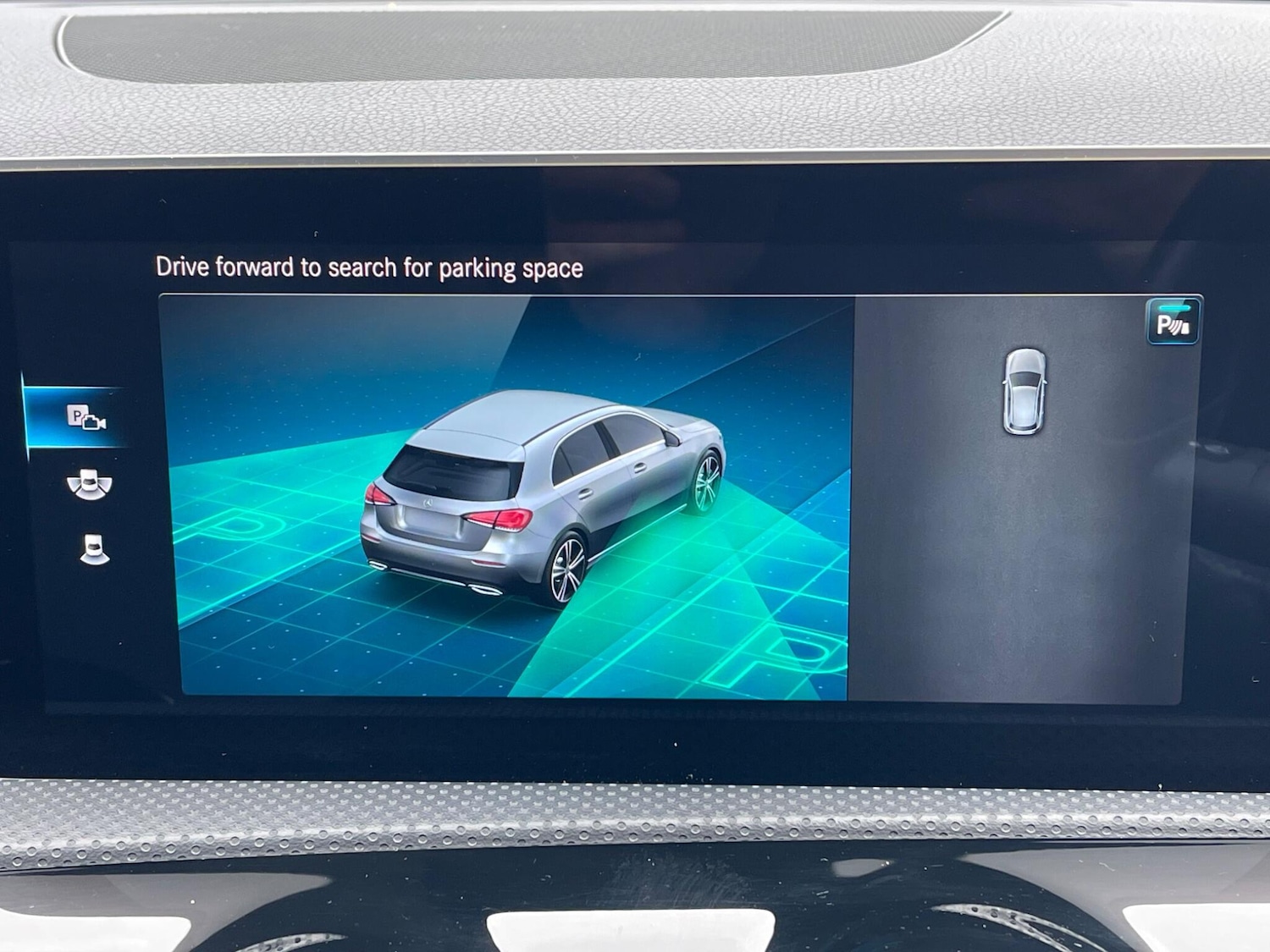 Used Mercedes-Benz A-Class 2018 for sale - 76283297: Photo 25