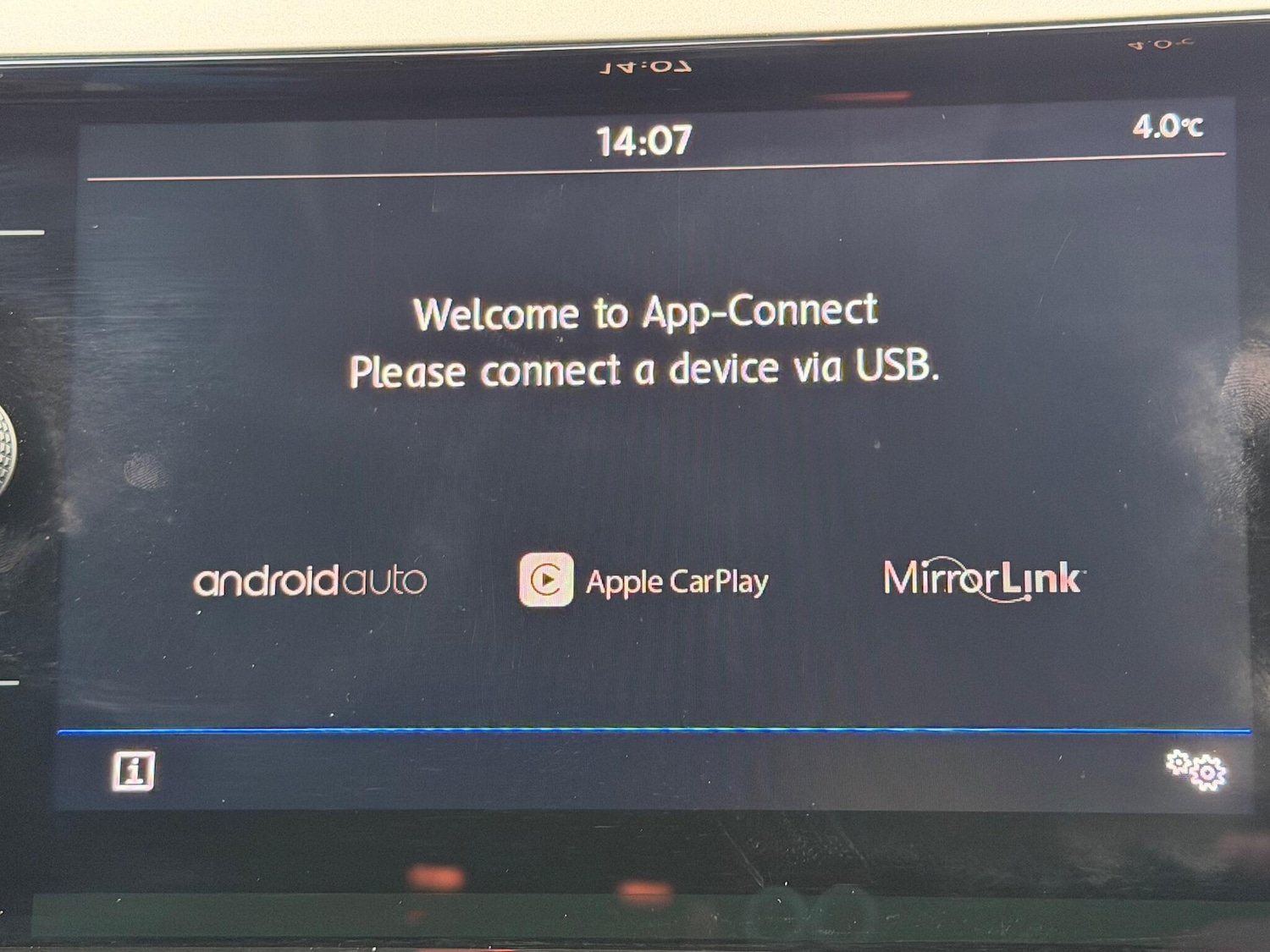 Used Volkswagen Polo for sale - 76994279: Photo 25