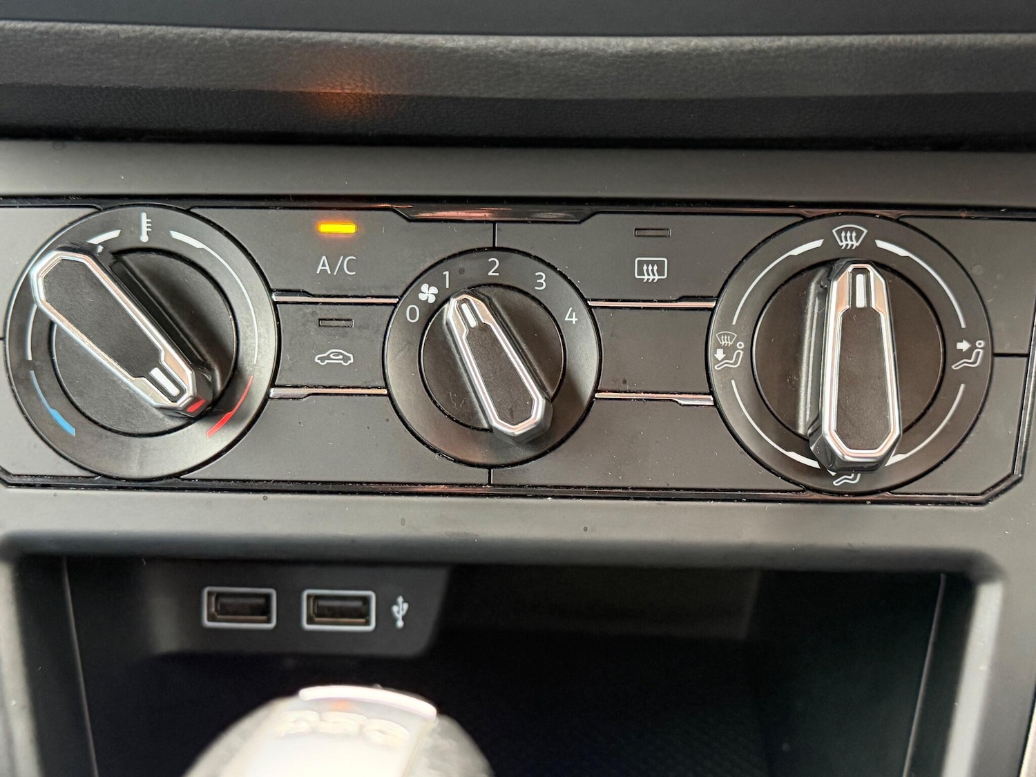 Used Volkswagen Polo for sale - 76994279: Photo 27