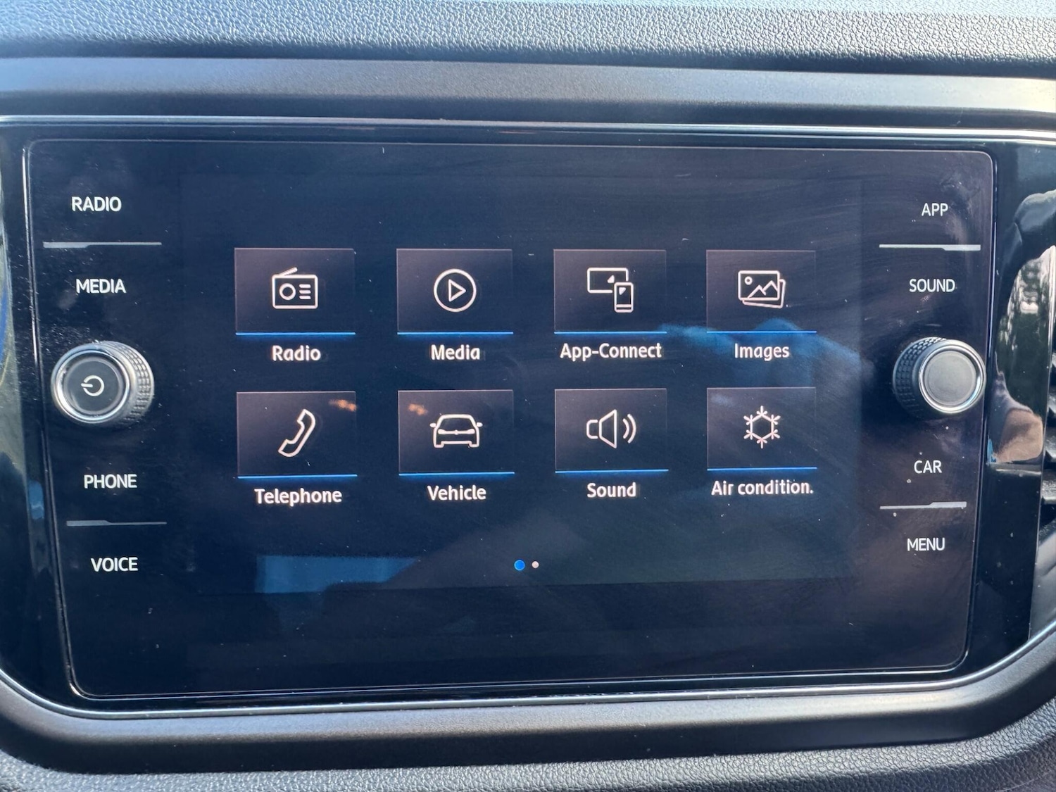 Used Volkswagen T-Roc 2019 for sale - 76990937: Photo 22