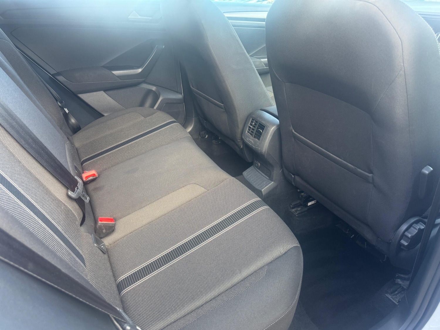 Used Volkswagen T-Roc 2019 for sale - 76990937: Photo 23