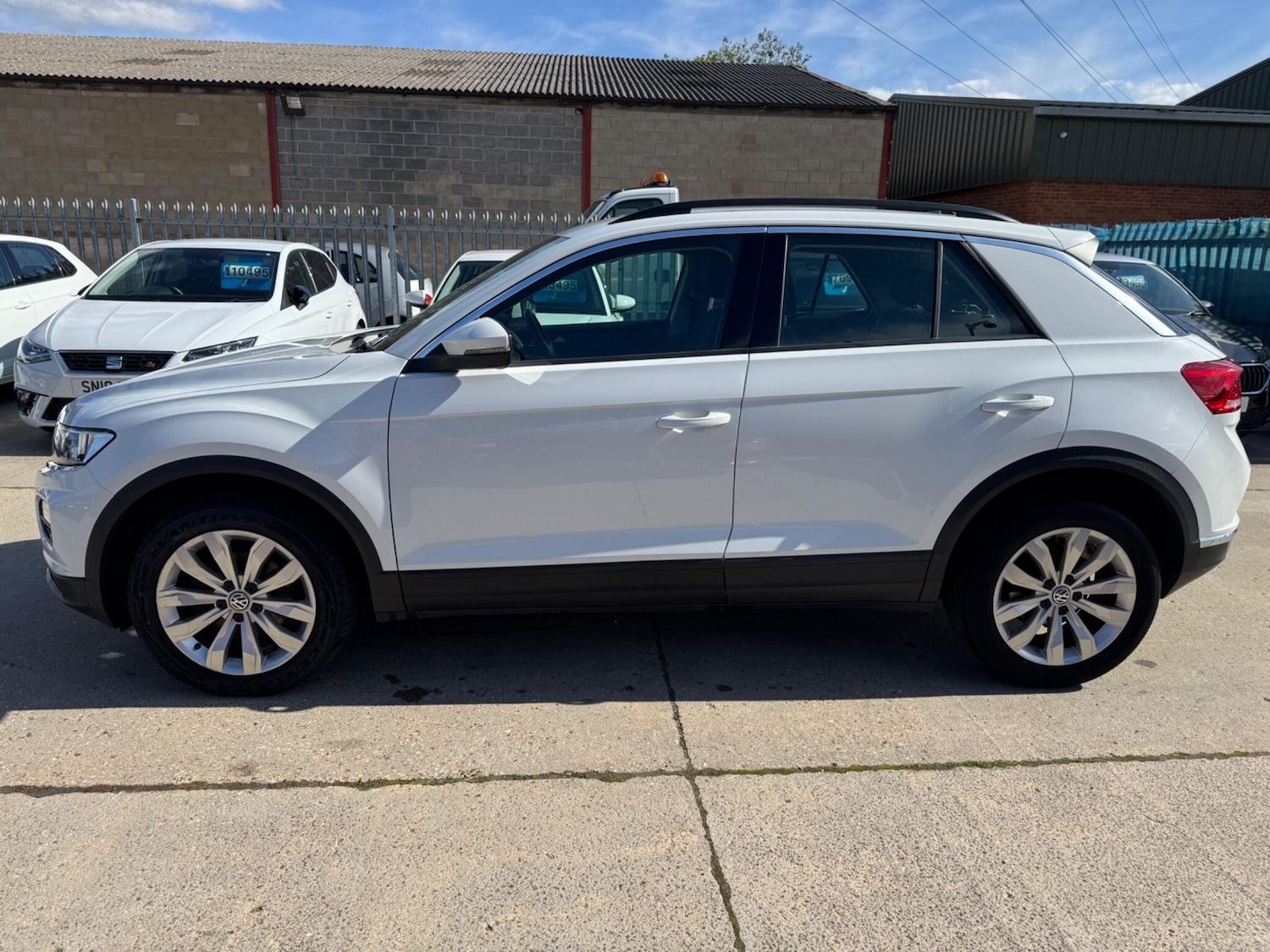 Used Volkswagen T-Roc 2019 for sale - 76990937: Photo 5