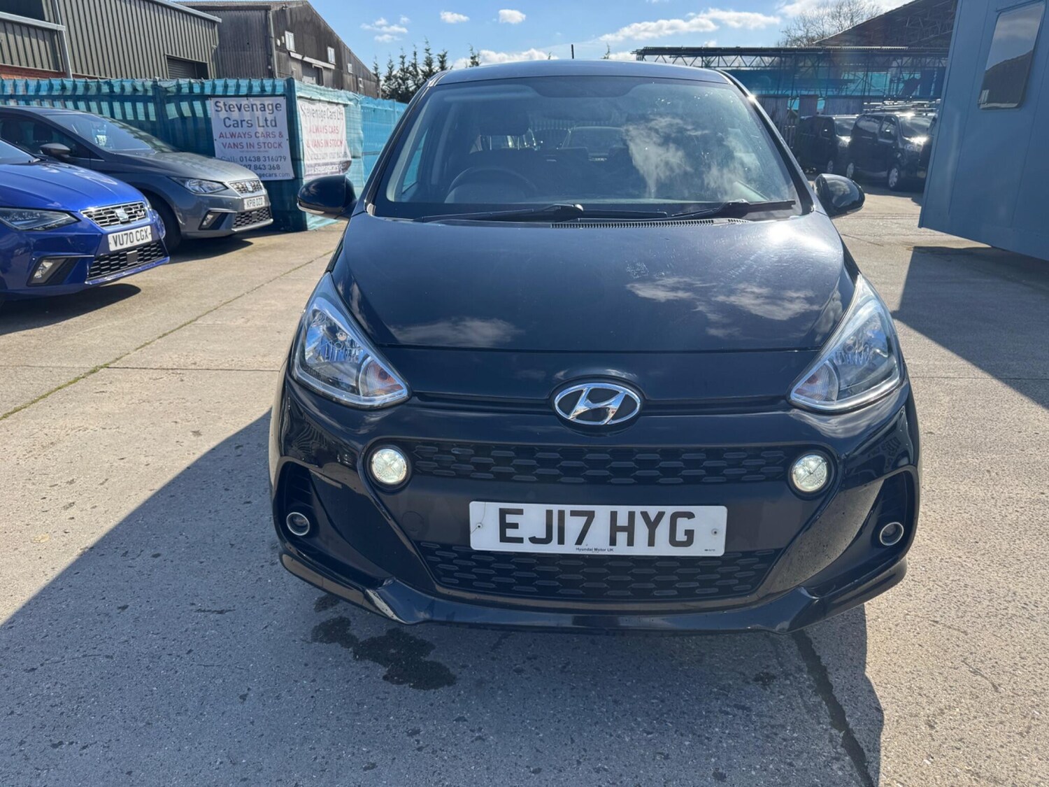 Used Hyundai i10 2017 for sale - 77564737: Photo 19