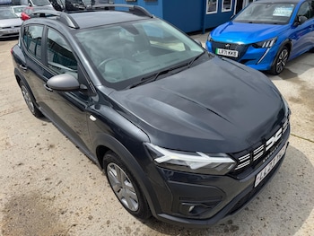 Used Dacia Sandero Stepway 2023 for sale - 78752030: Photo