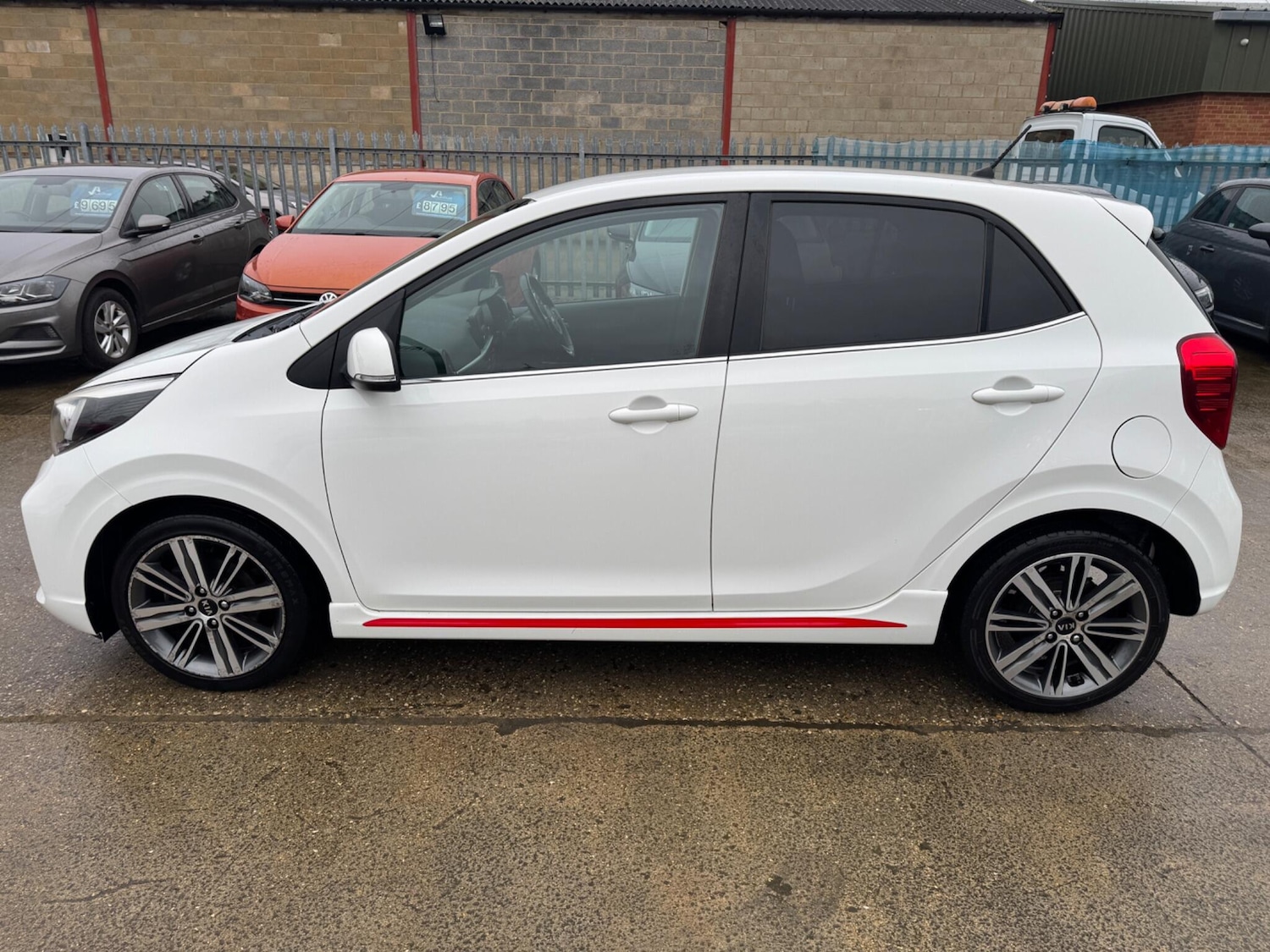 Used Kia Picanto 2017 for sale - 77496784: Photo 5