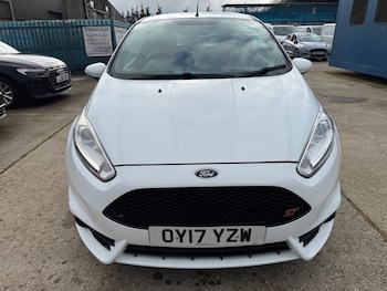 Used Ford Fiesta 2017 for sale - 77315332: Photo