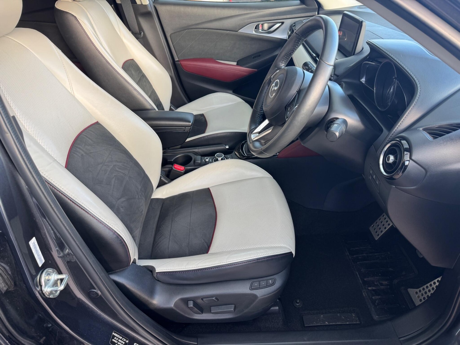 Used Mazda CX-3 2017 for sale - 76989986: Photo 15