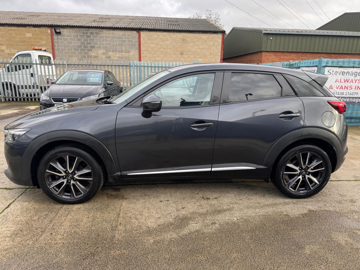 Used Mazda CX-3 2017 for sale - 76989986: Photo 6