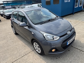 Used Hyundai i10 2014 for sale - 77925310: Photo