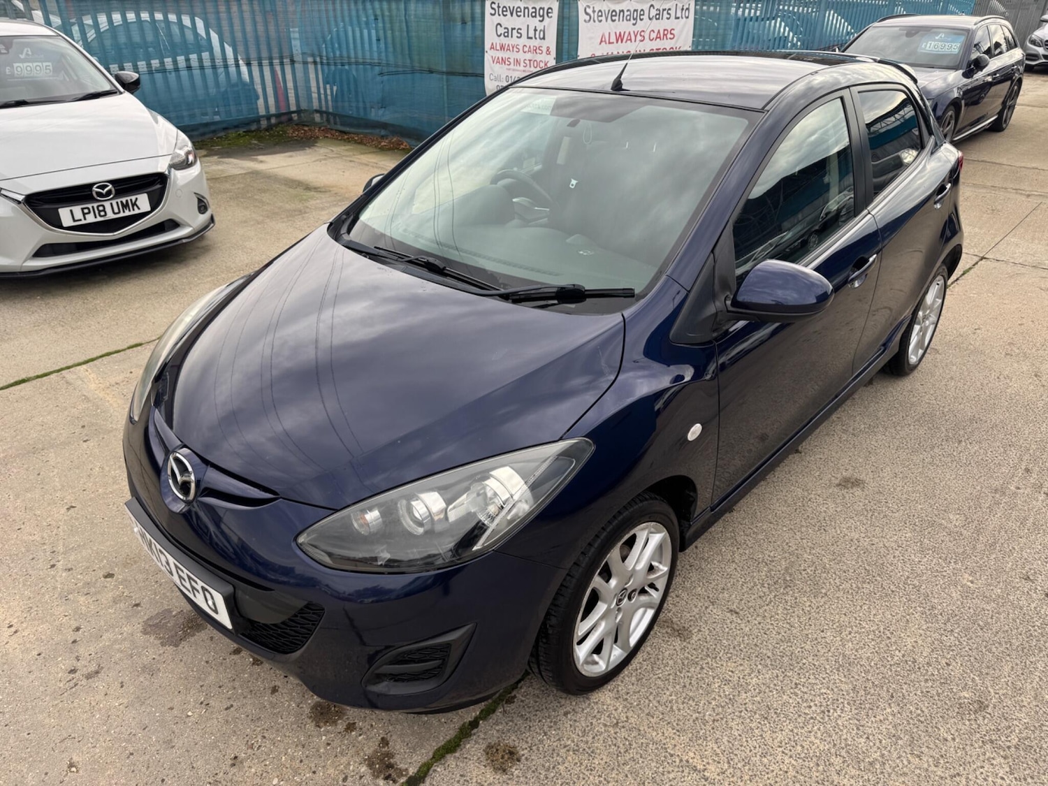Used Mazda Mazda2 2013 for sale - 76484477: Photo 5