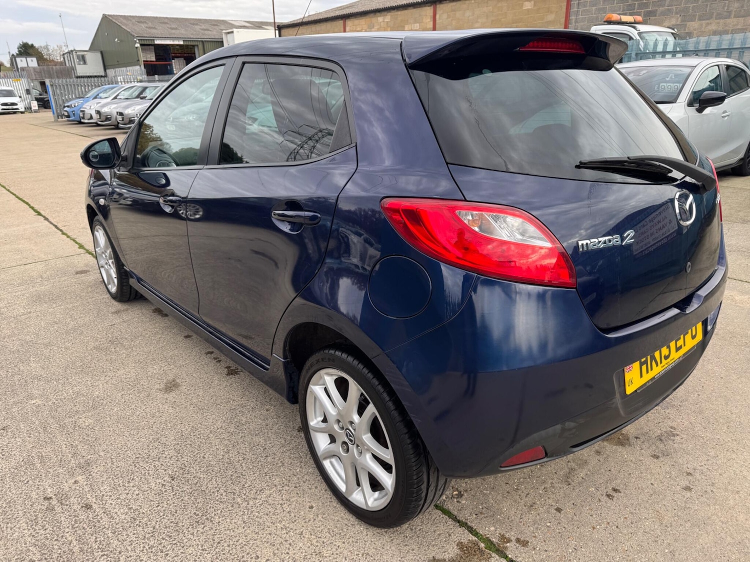Used Mazda Mazda2 2013 for sale - 76484477: Photo 7