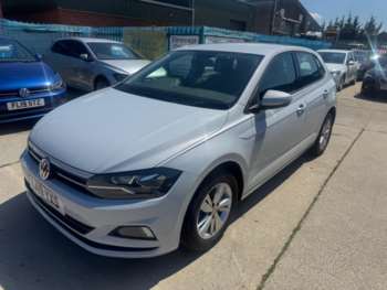 Used Volkswagen Polo 2019 for sale - 74990320: Photo