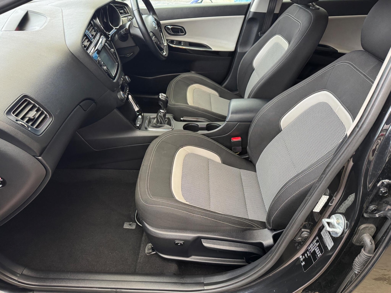 Used Kia Ceed 2016 for sale - 77331199: Photo 14