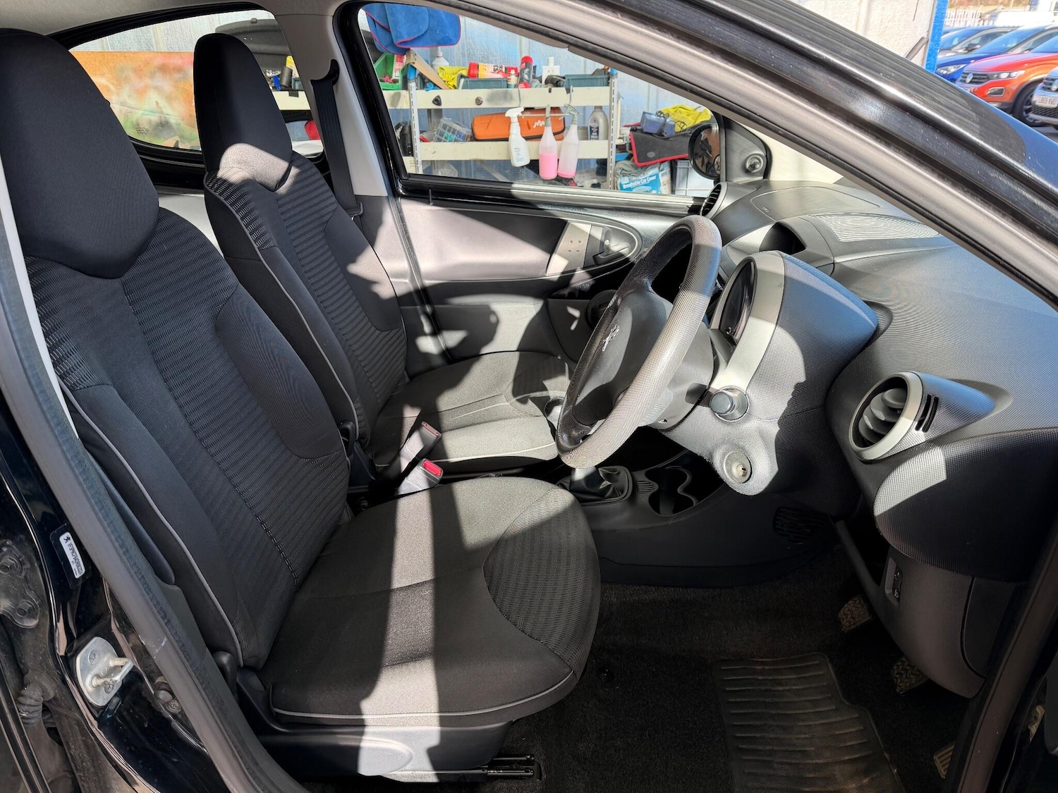 Used Peugeot 107 2013 for sale - 76592394: Photo 11