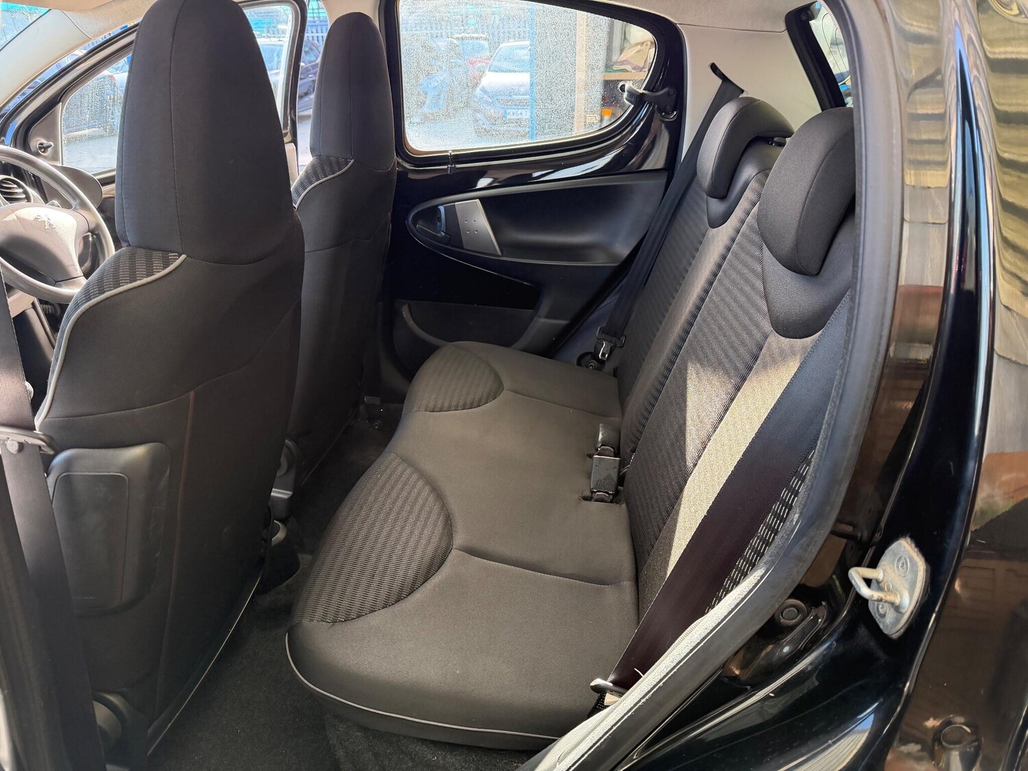 Used Peugeot 107 2013 for sale - 76592394: Photo 15