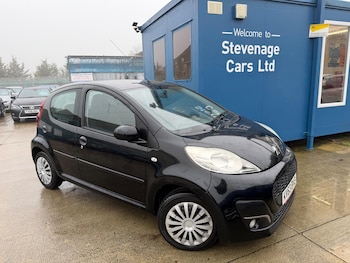 2013 (63) - 1.0 Active 5dr