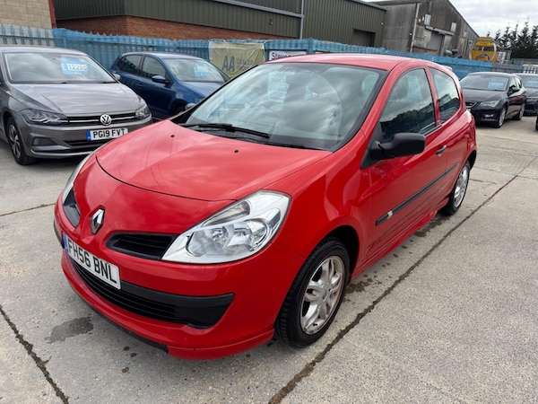 Used Renault Clio 2007 for sale - 76094745: Photo 3