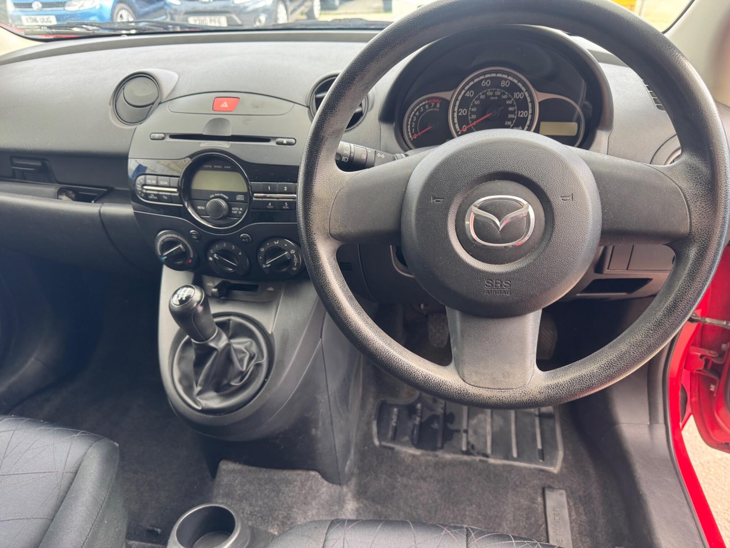 Used Mazda Mazda2 2013 for sale - 76041849: Photo 11