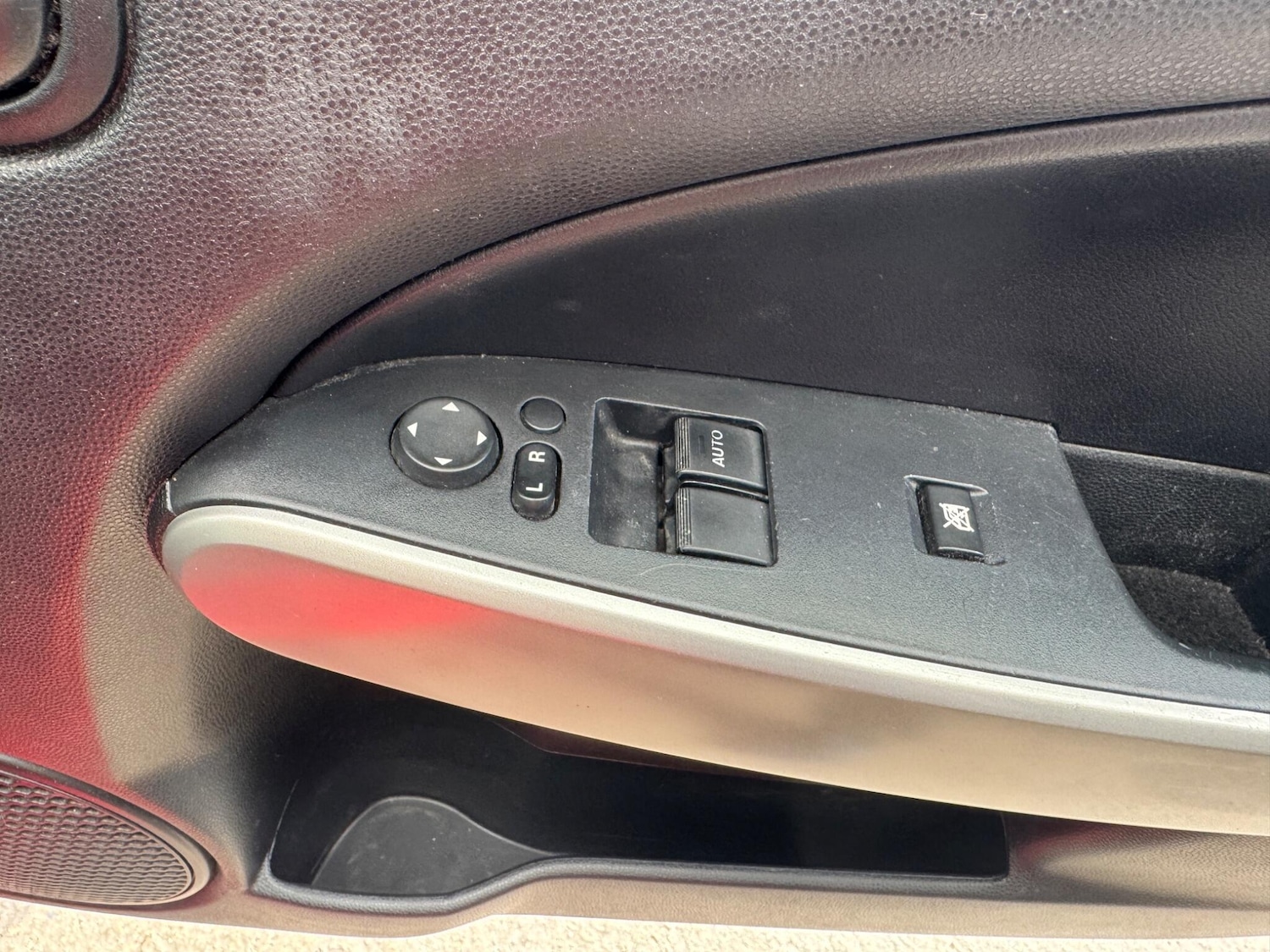 Used Mazda Mazda2 2013 for sale - 76041849: Photo 16