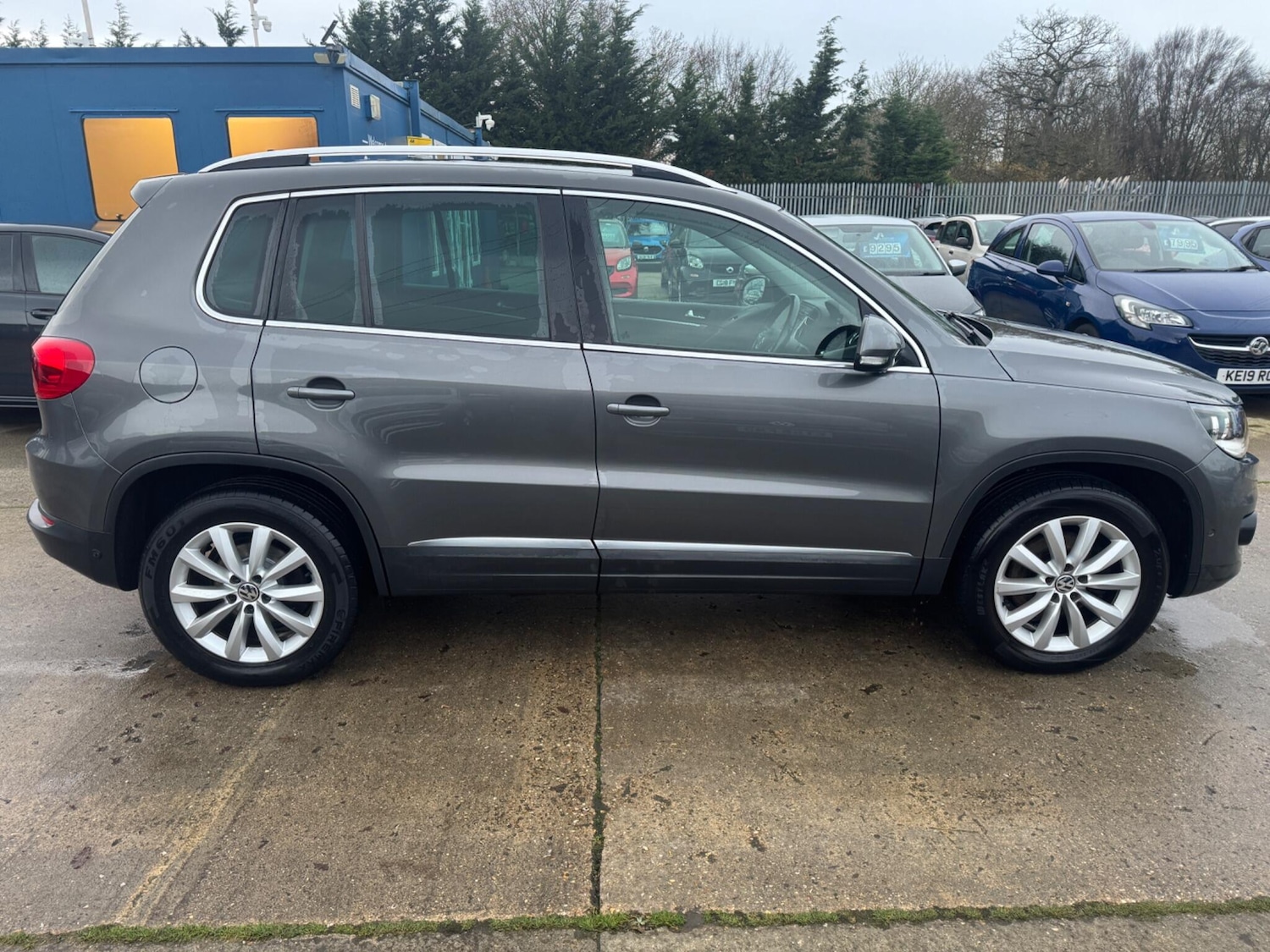 Used Volkswagen Tiguan 2014 for sale - 76976074: Photo 8