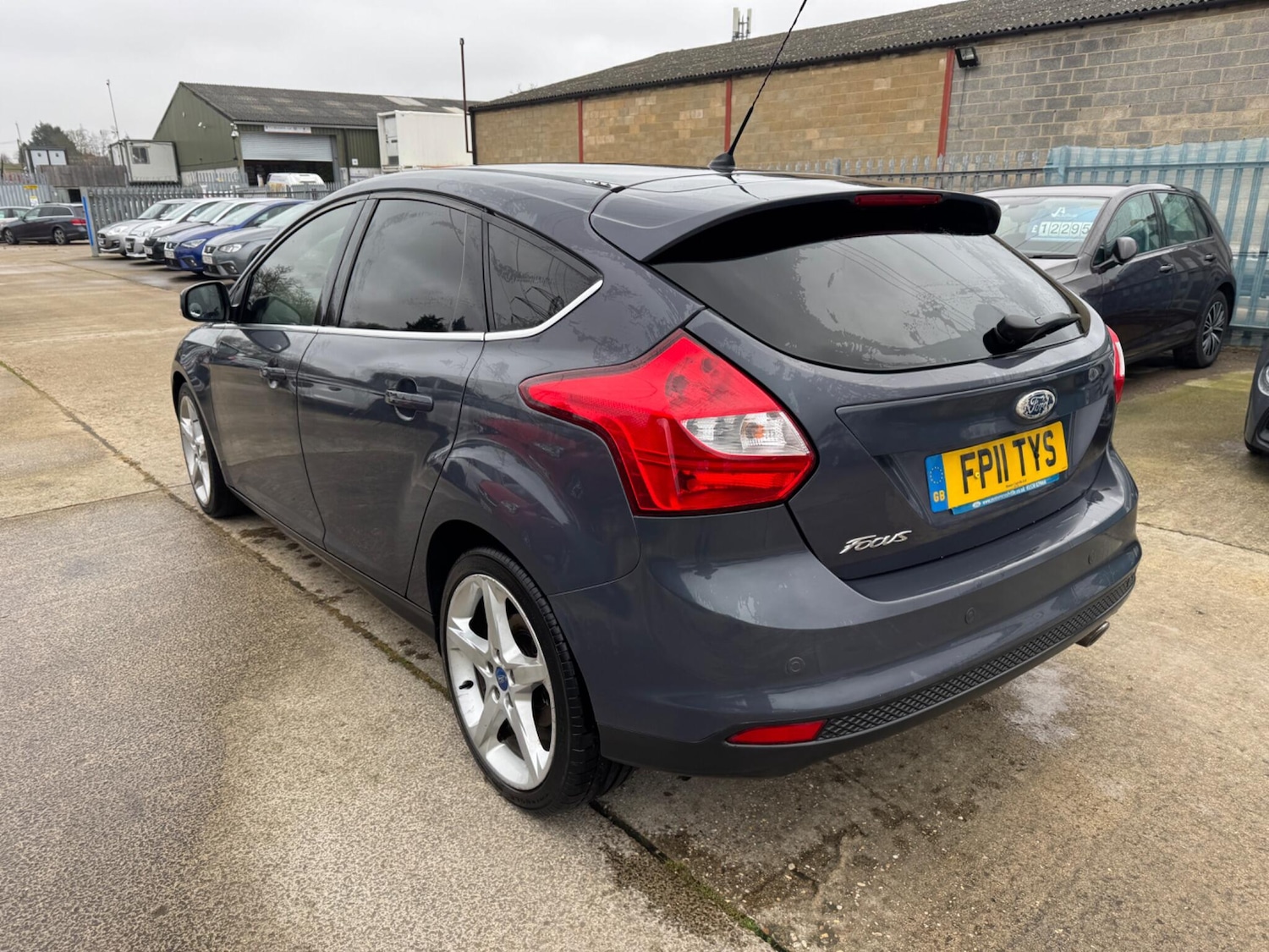 Used Ford Focus 2011 for sale - 77330646: Photo 5