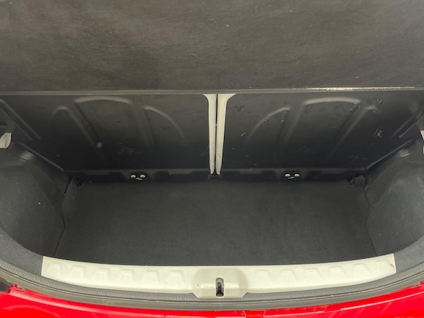 Used Toyota AYGO 2015 for sale - 75677528: Photo 14
