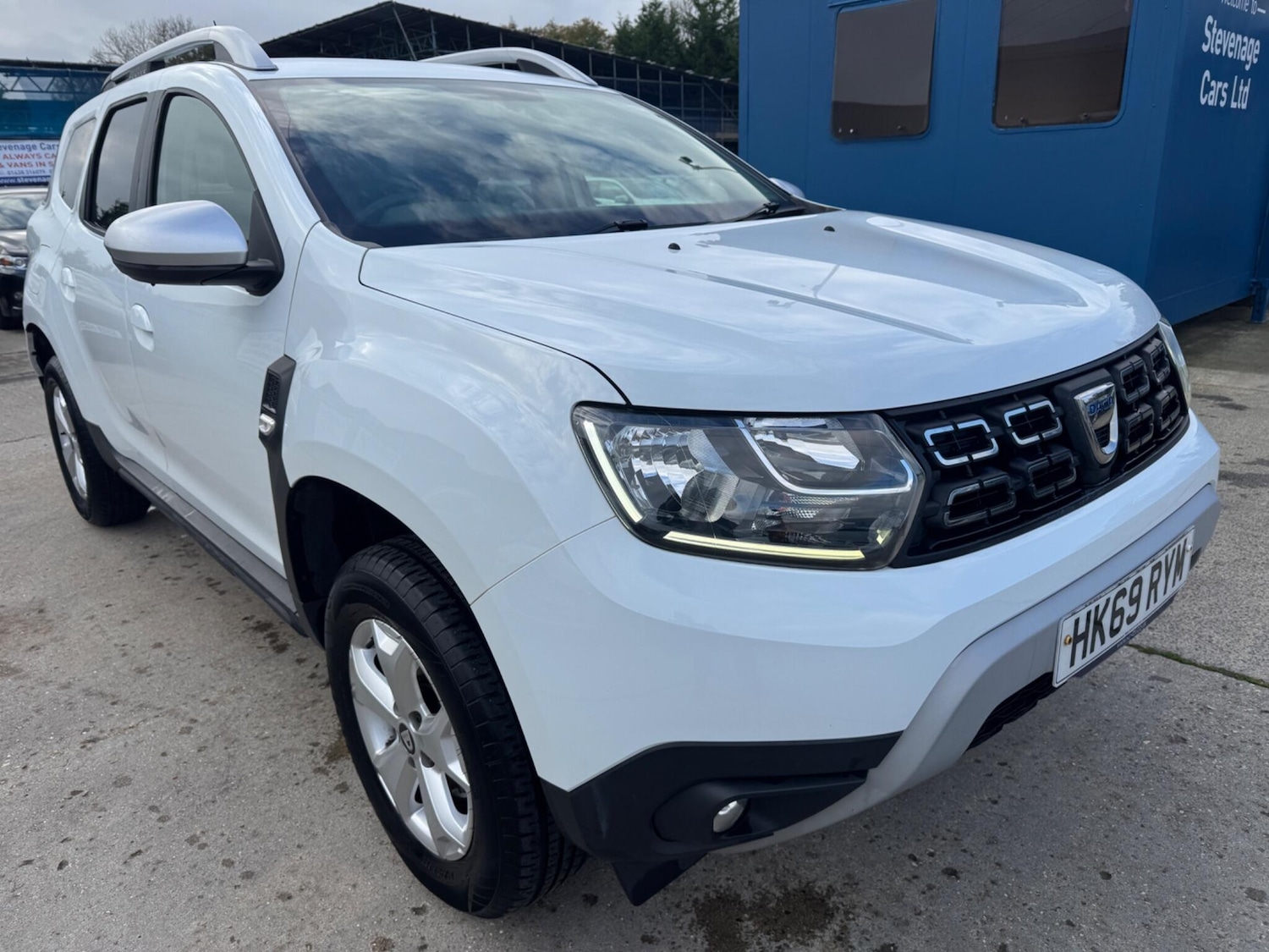 Used Dacia Duster 2020 for sale - 76992429: Photo 2