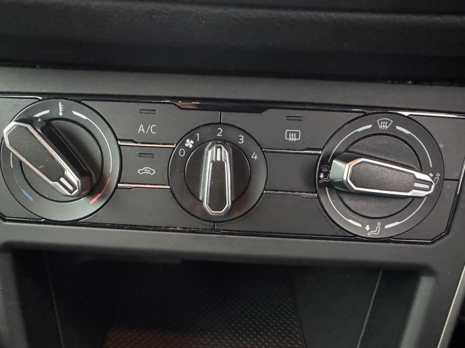 Used Volkswagen Polo 2018 for sale - 77040674: Photo 19