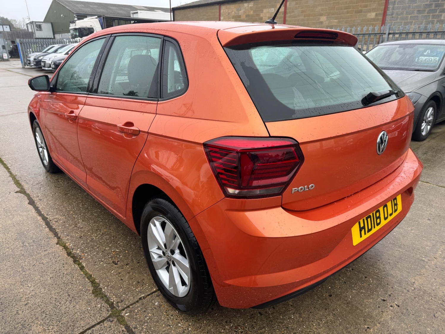 Used Volkswagen Polo 2018 for sale - 77040674: Photo 4