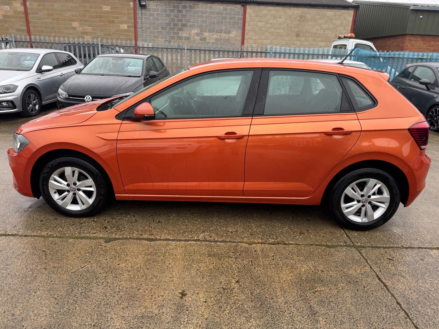 Used Volkswagen Polo 2018 for sale - 77040674: Photo 6