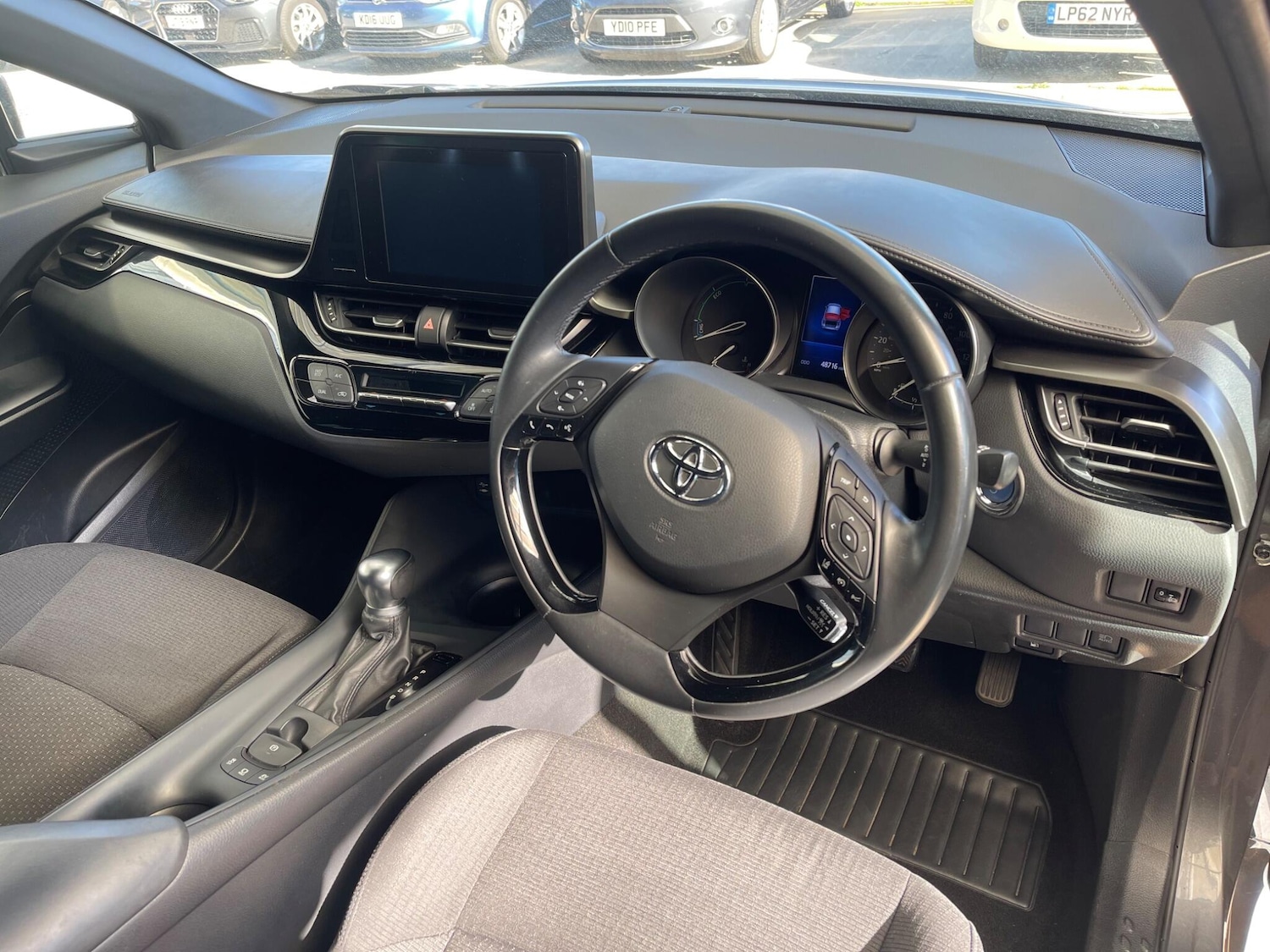 Used Toyota C-HR 2019 for sale - 75964647: Photo 13