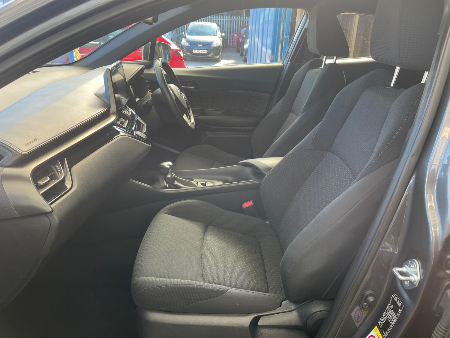 Used Toyota C-HR 2019 for sale - 75964647: Photo 17