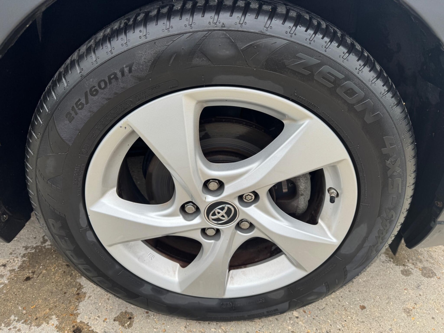 Used Toyota C-HR 2019 for sale - 75964647: Photo 9