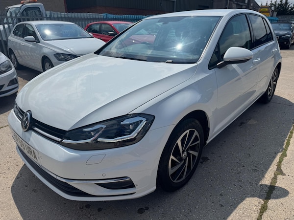 Used Volkswagen Golf 2020 for sale - 74908836: Photo 3