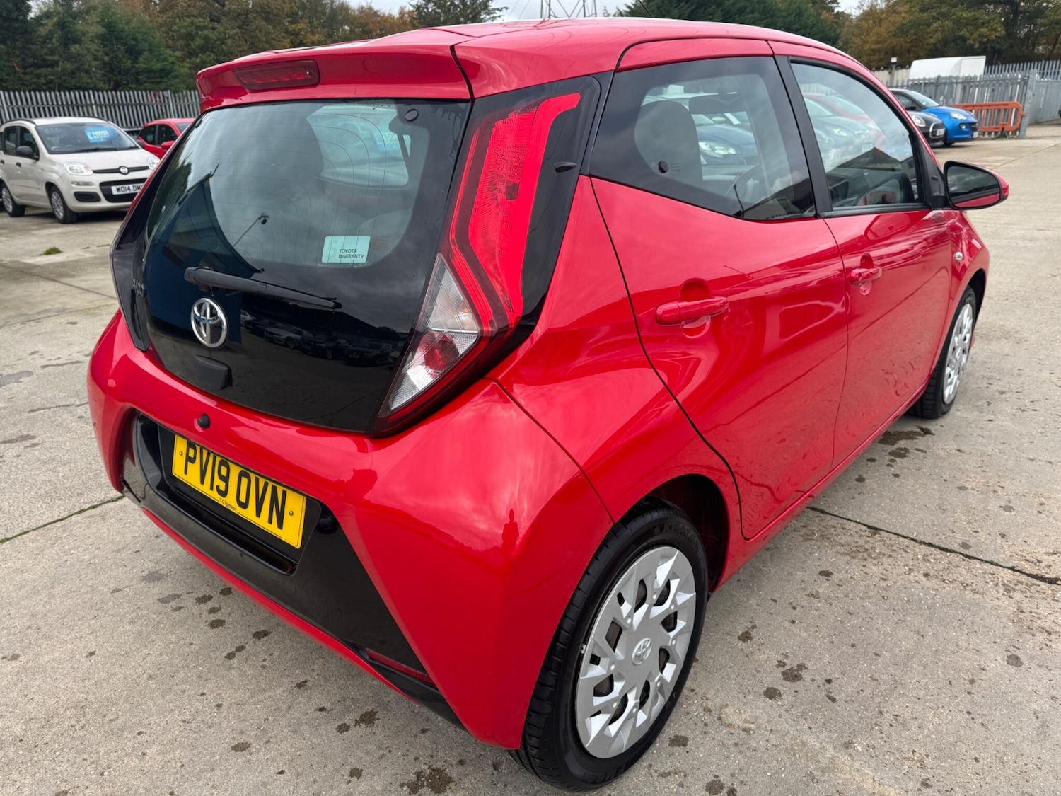Used Toyota AYGO 2019 for sale - 76226826: Photo 8