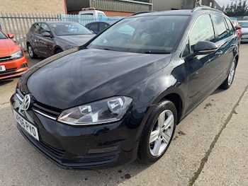 Used Volkswagen Golf 2017 for sale - 77808864: Photo