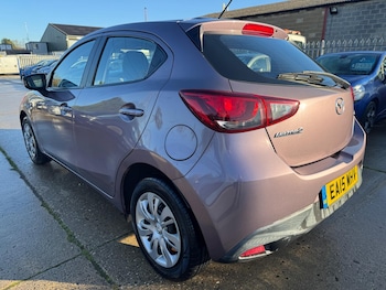 Used Mazda Mazda2 2015 for sale - 76472694: Photo