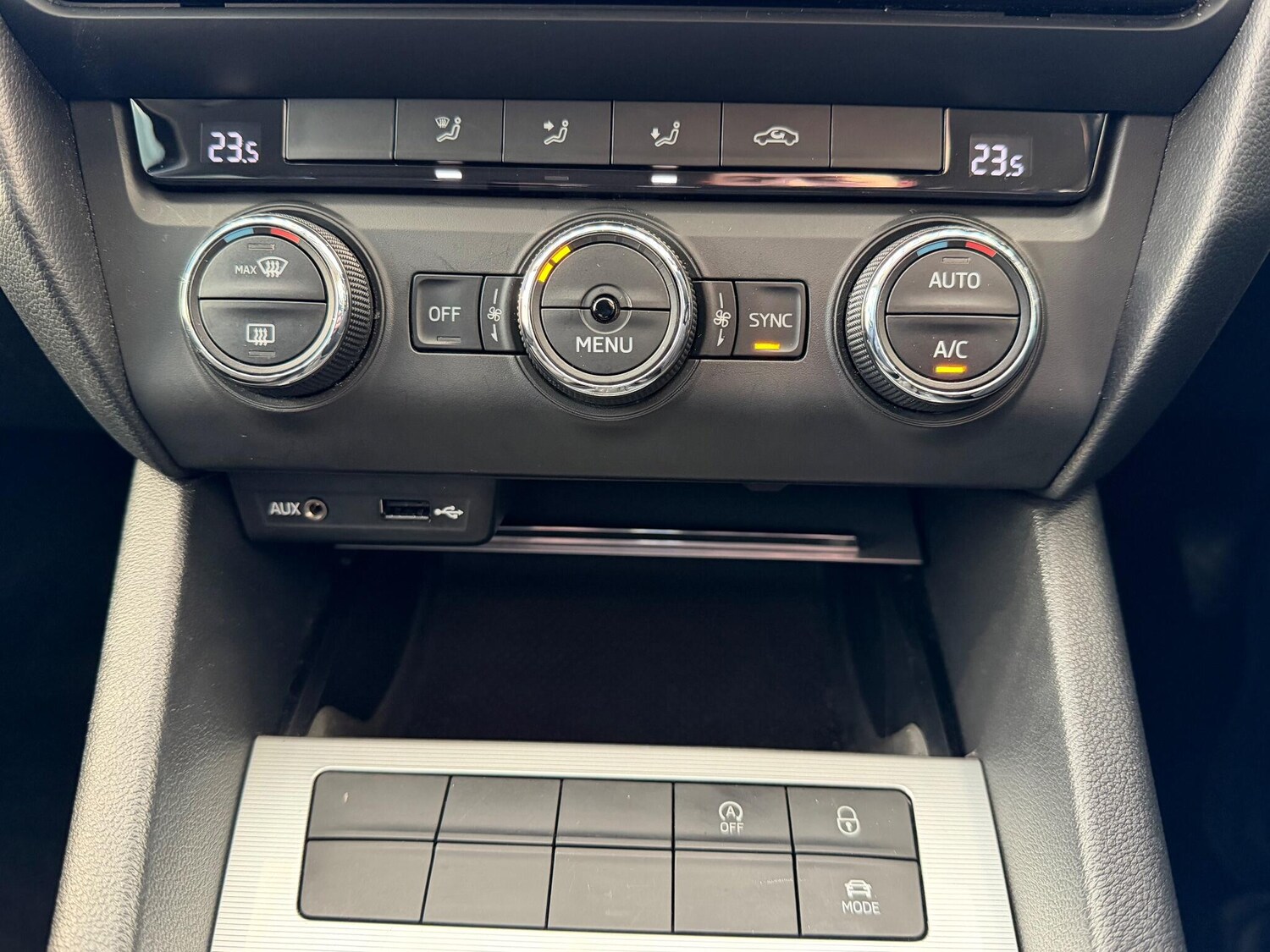 Used Skoda Octavia 2016 for sale - 76801285: Photo 24