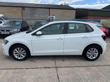 Used Volkswagen Polo 2018 for sale - 74750631: Photo