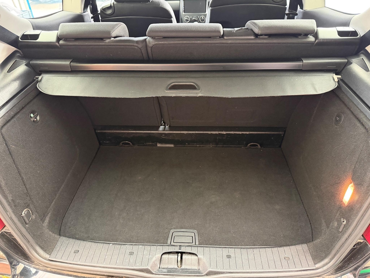 Used Mercedes-Benz A-Class 2010 for sale - 76865341: Photo 15