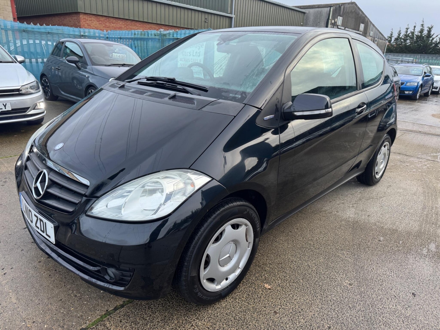 Used Mercedes-Benz A-Class 2010 for sale - 76865341: Photo 4