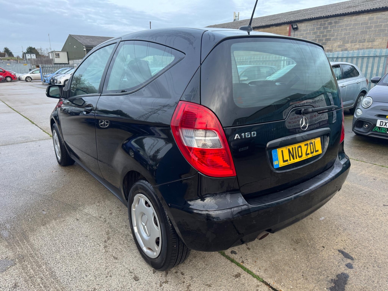 Used Mercedes-Benz A-Class 2010 for sale - 76865341: Photo 6