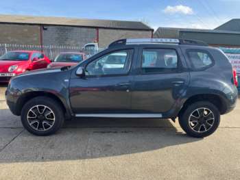 Used Dacia Duster 2017 for sale - 74452733: Photo