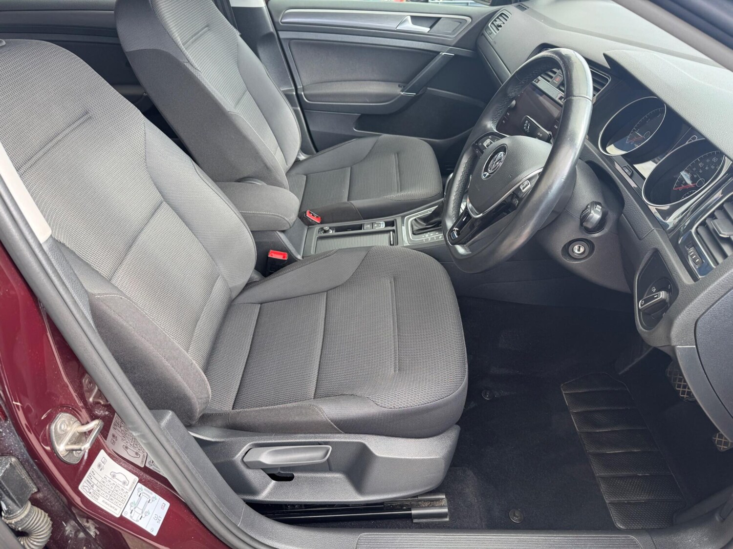 Used Volkswagen Golf 2017 for sale - 75728929: Photo 15