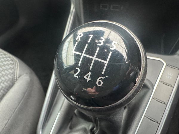Used Volkswagen Polo 2019 for sale - 74800047: Photo 22